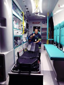 Interior de ambulancia