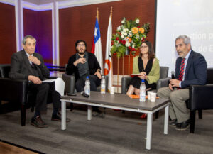 Grupo con mesita de centro