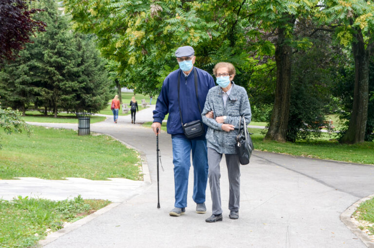 UDLA ofrece recomendaciones para mejorar las habilidades cognitivas de los adultos mayores en pandemia