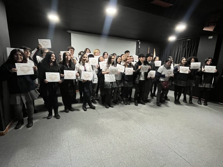 Instituto de Inglés culmina programa de enseñanza del idioma inglés para colegios de Santiago, Los Andes y Valparaíso