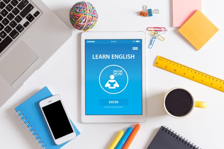 Instituto de Inglés continúa con programa gratuito “Unlock Your English” para colegios